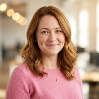 Emily Watson, Head of Customer Support at Valor Capiton